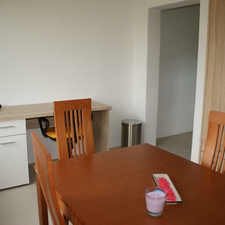 Apartman "Bogut" スルニュ エクステリア 写真