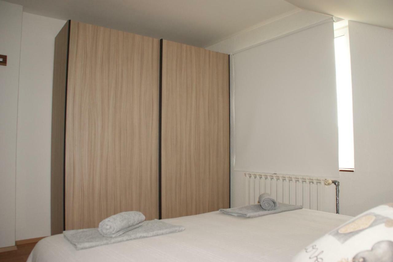 Apartman "Bogut" スルニュ エクステリア 写真